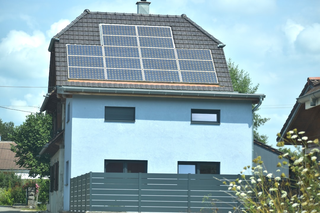 Rooftop solar powering Nevada residence